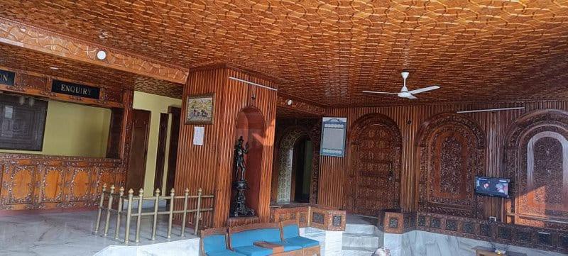 מלון Srīnagar Kashmir Hill Town מראה חיצוני תמונה